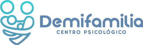 DEMIFAMILIA